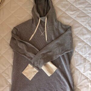 L.L. Bean Thermal Mini Waffle Print Hooded Swewatshirt